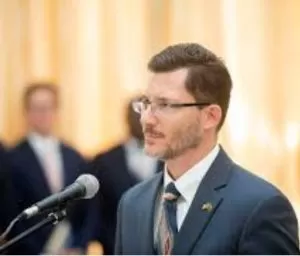 Screenshot 20231117 210740 Google1